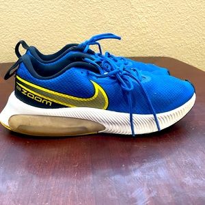 Nike Boys Sz 5Y AIR Zoom Arcadia GS Running Athletic Shoe CK0715-400 Blue Yellow